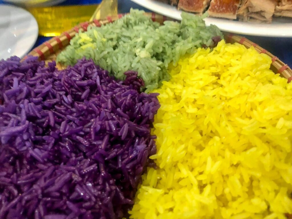 Xôi ngũ sắc. Ảnh: Phương Anh